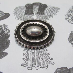 Vintage Silver Oval Layered Floral Brooch